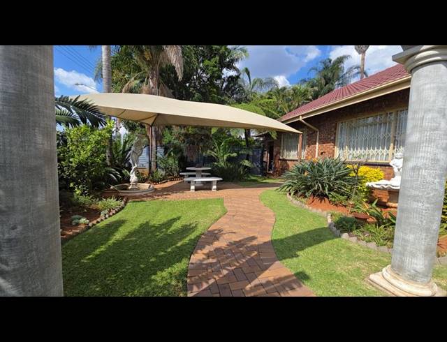 4 BEDROOM HOUSE FOR SALE IN DORANDIA